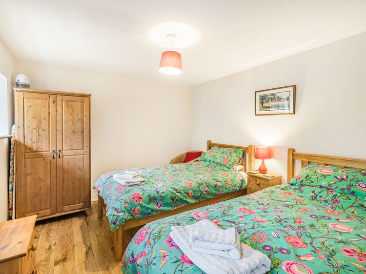 Greystones, listing photograph 8
