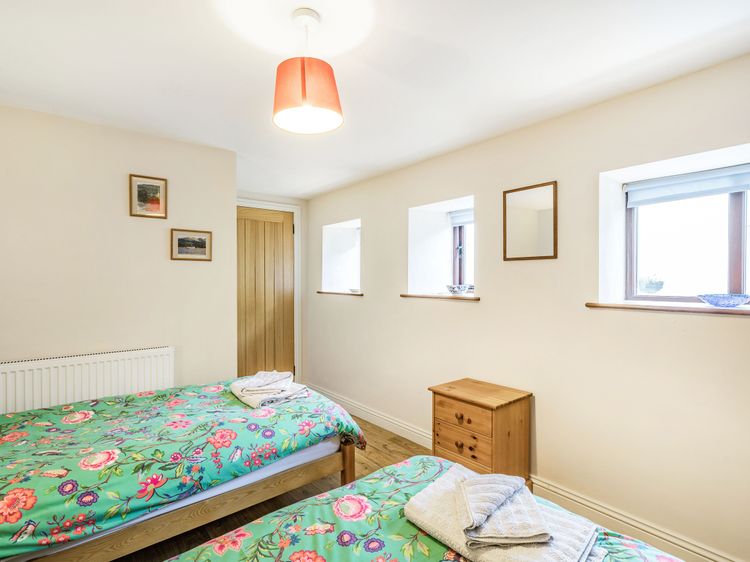 Greystones, listing photograph 9