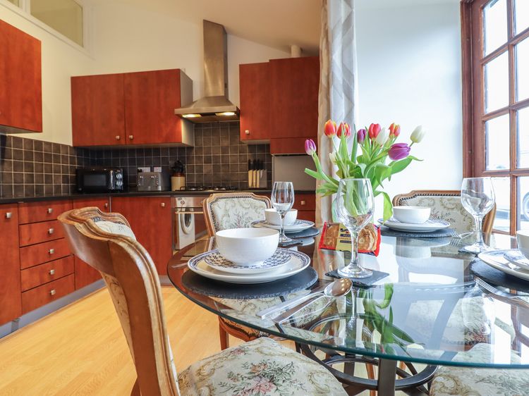 Maritime Mews, 6 The Oakleys, listing photograph 12
