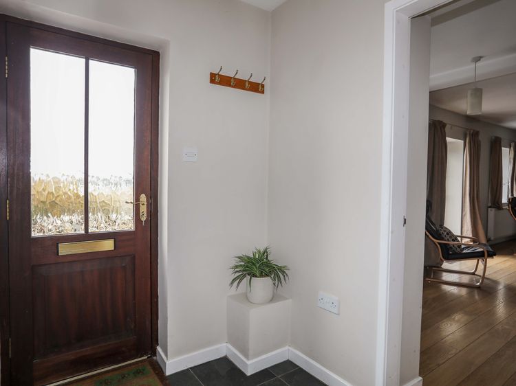 Penrallt Cottage, listing photograph 4
