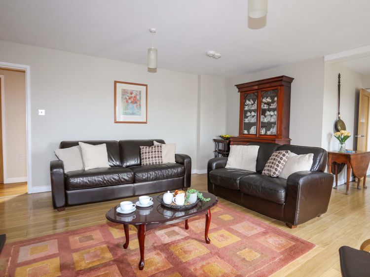 Penrallt Cottage, listing photograph 8