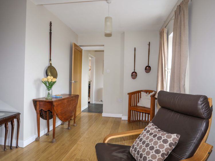 Penrallt Cottage, listing photograph 9