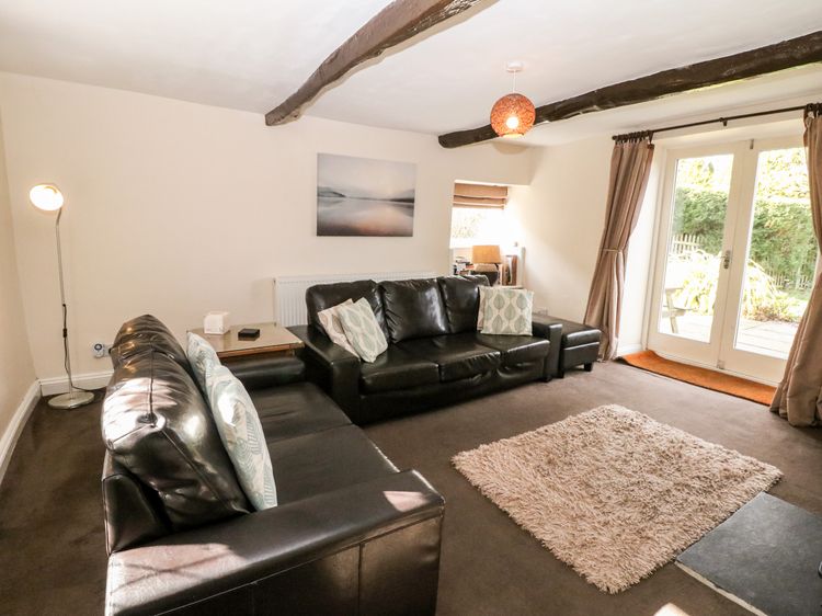 The Cottage Glossop, listing photograph 4