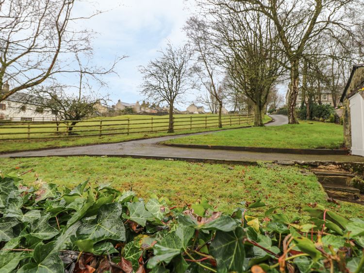 Elderbank, listing photograph 3