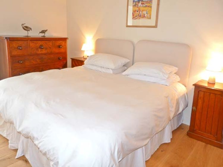 Easter Urray Farmhouse, listing photograph 11