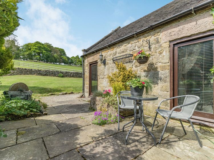 Garden House, listing photograph 3