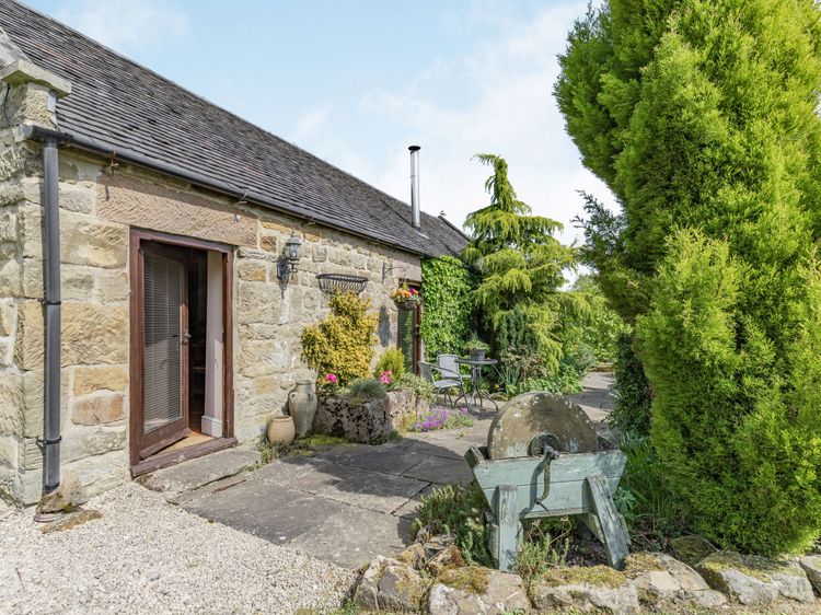 Garden House, listing photograph 4