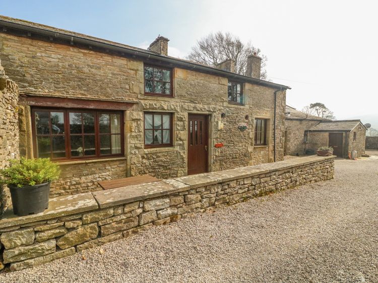 Stable Cottage, listing photograph 2