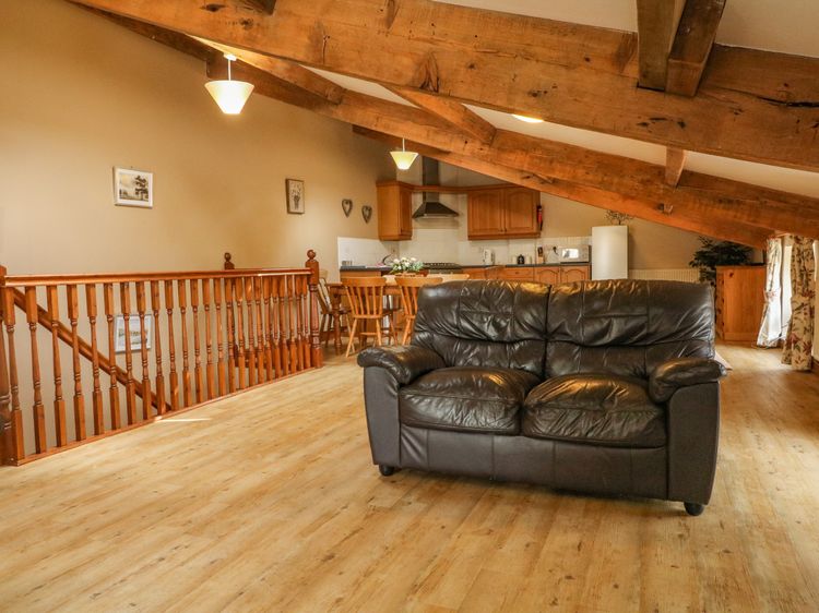 Stable Cottage, listing photograph 4