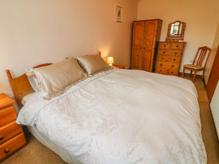 Stable Cottage, listing photograph 12