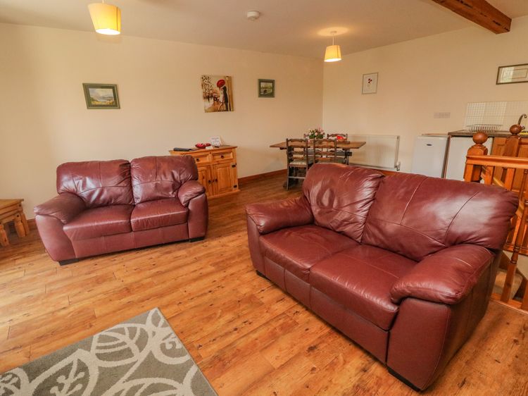 Hayloft Cottage, listing photograph 3