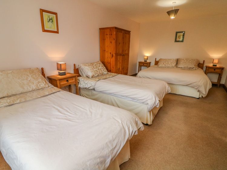 Hayloft Cottage, listing photograph 7