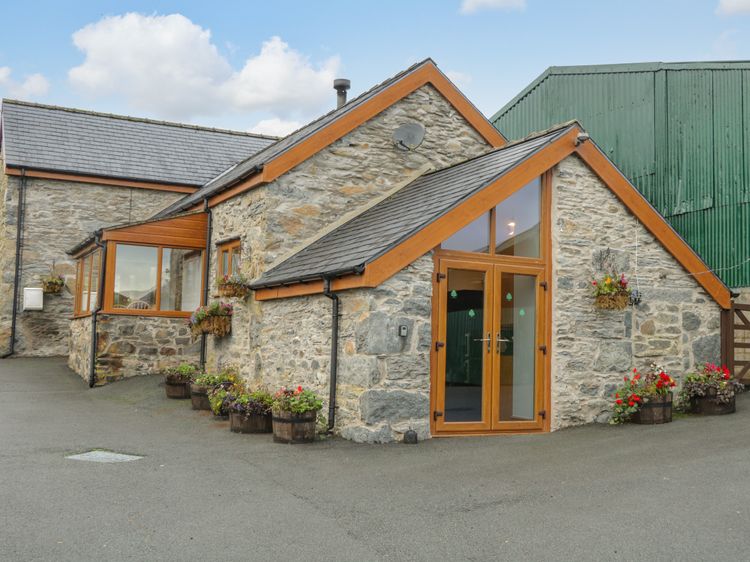Pendre Uchaf, listing photograph 2