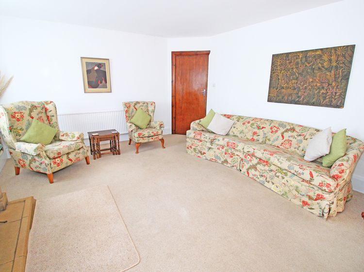 Bryn Eithin, listing photograph 7