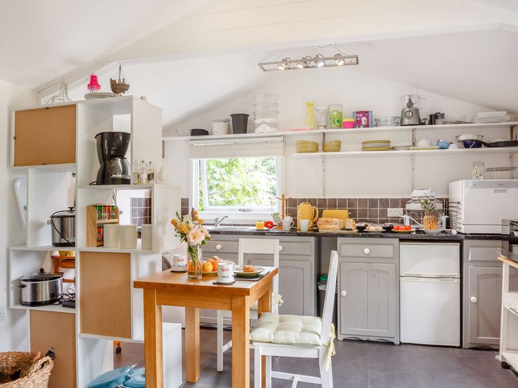 The Shepherd's Hut, listing photograph 9