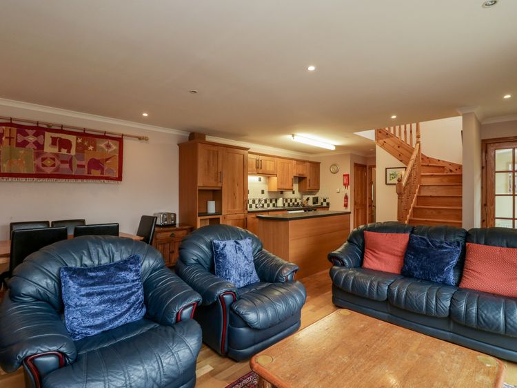 Nantusi Cottage, listing photograph 5