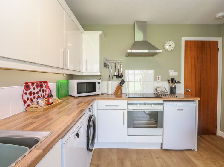 Steam Cottage, listing photograph 10