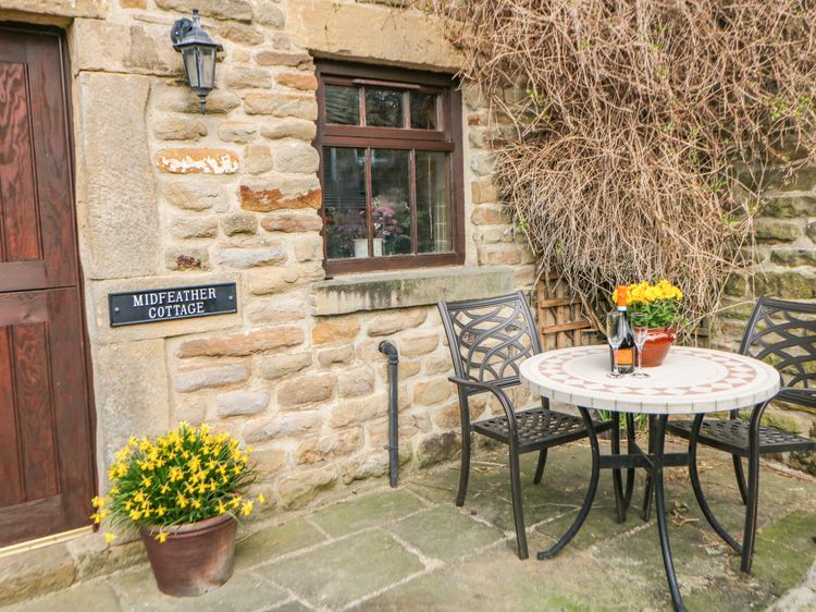 Midfeather Cottage, listing photograph 3