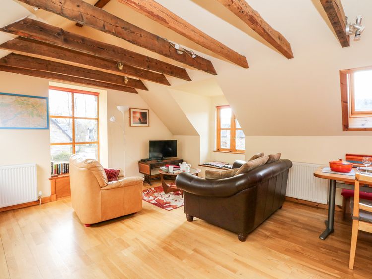 Larch Cottage, listing photograph 4