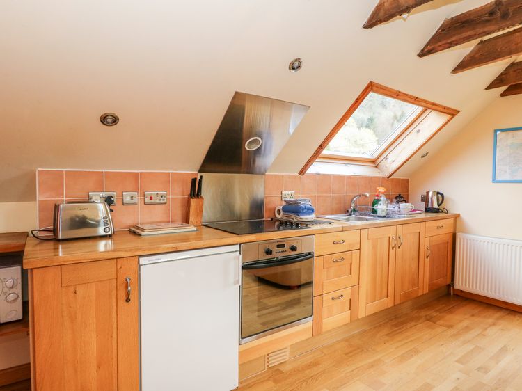 Larch Cottage, listing photograph 7