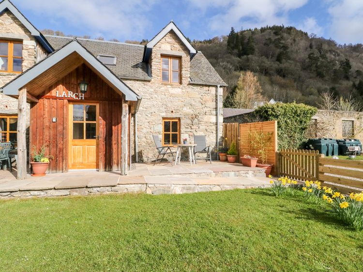 Larch Cottage, listing photograph 2