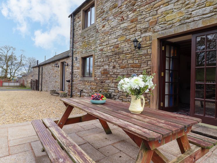 Christine's Stable, listing photograph 2