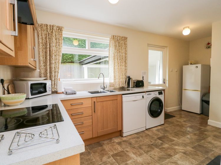 Silverdale Mount, listing photograph 10