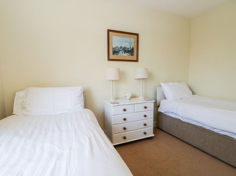 Silverdale Mount, listing photograph 12