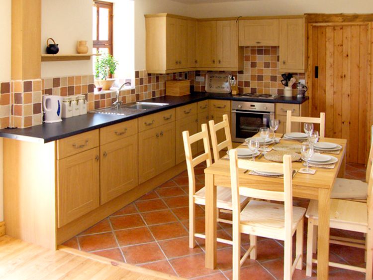 Nuffies Cottage, listing photograph 3