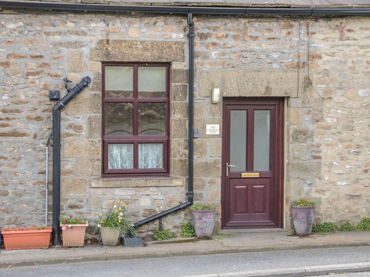 Watershed Cottage, listing photograph 2