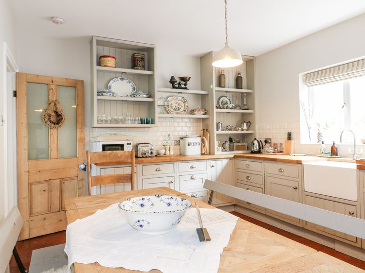 Lucky Cottage, listing photograph 10