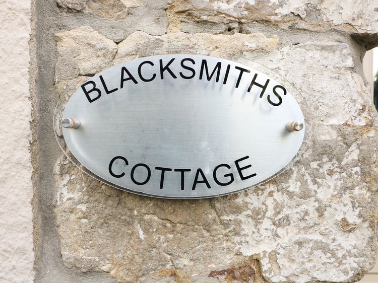 Blacksmith Cottage, listing photograph 3