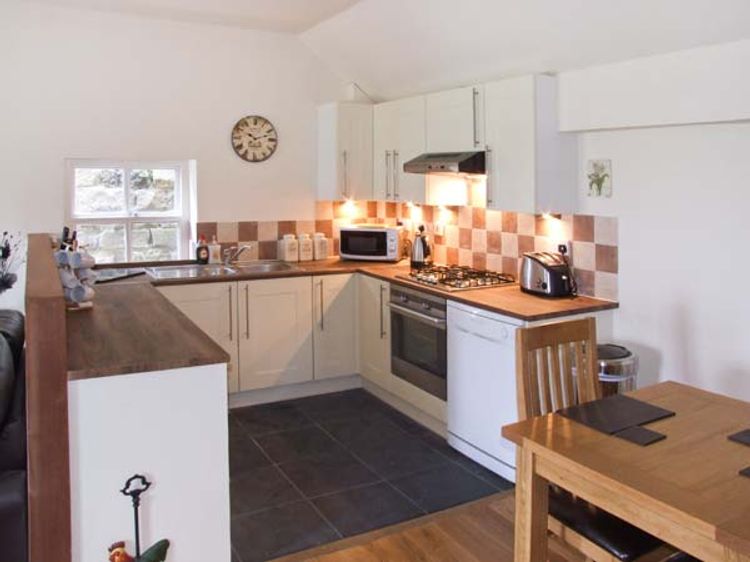 Curlew Cottage, listing photograph 4