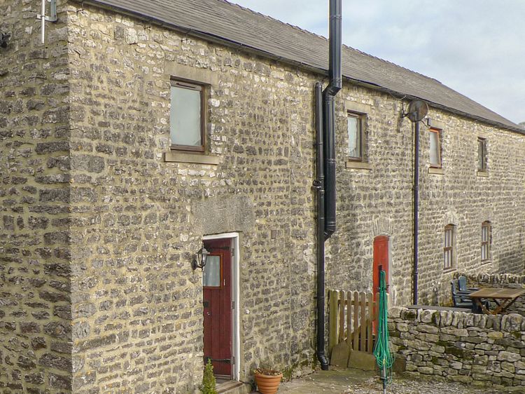 1 Primitive Mews