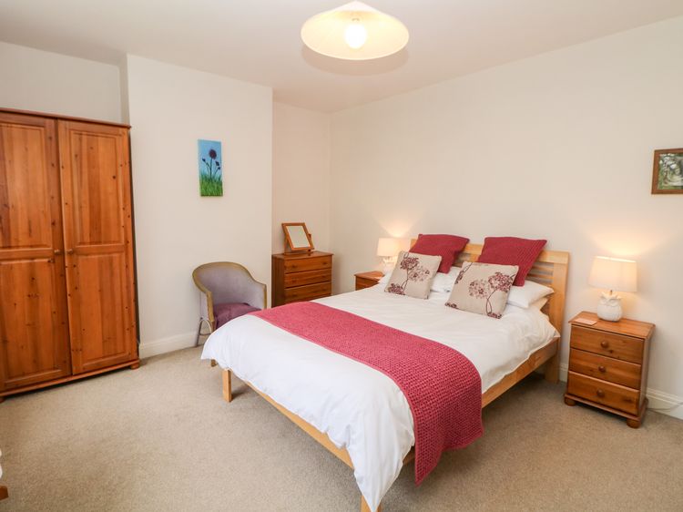 Loose Hill Lea, listing photograph 12