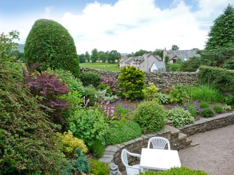 Mews Cottage, listing photograph 2