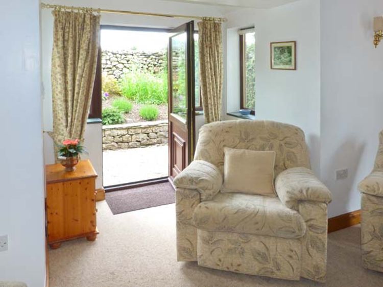 Mews Cottage, listing photograph 4