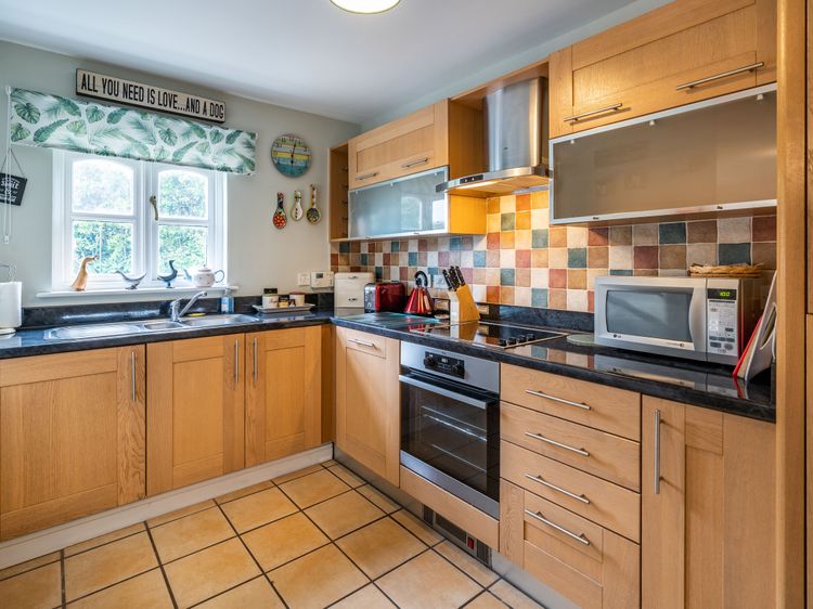 Amber Cottage, listing photograph 7
