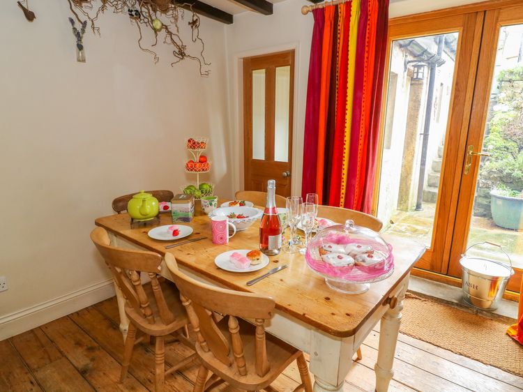 Sandy Cottage, listing photograph 9