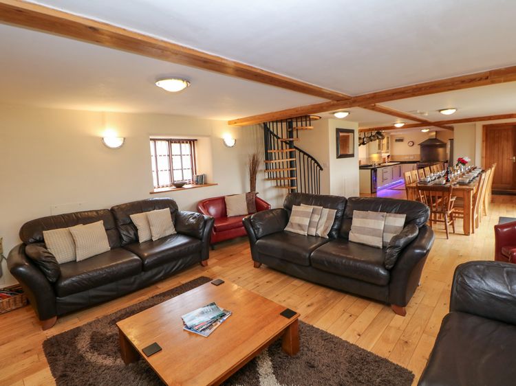 Bottomhouse Barn, listing photograph 7