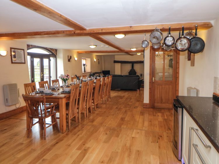 Bottomhouse Barn, listing photograph 8