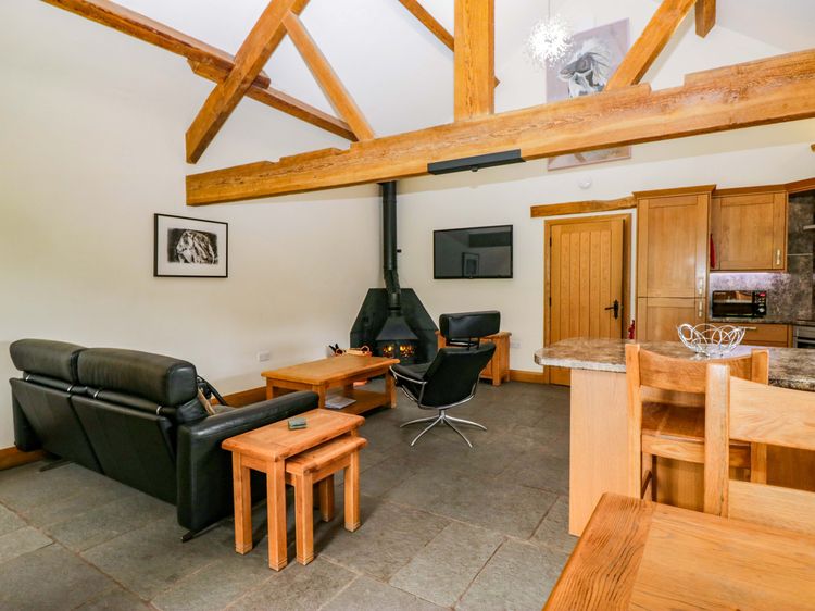Yew Tree Cottage, listing photograph 7