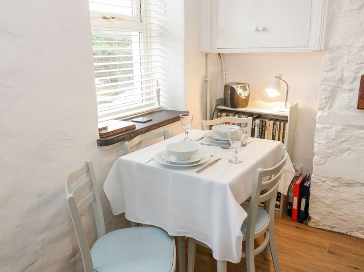 Fishermans Cottage, listing photograph 6
