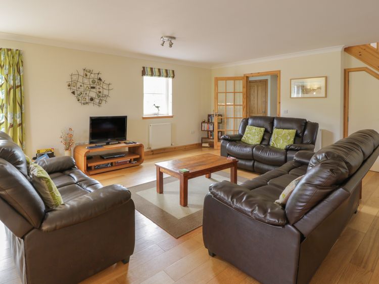 Lon Cottage, listing photograph 6