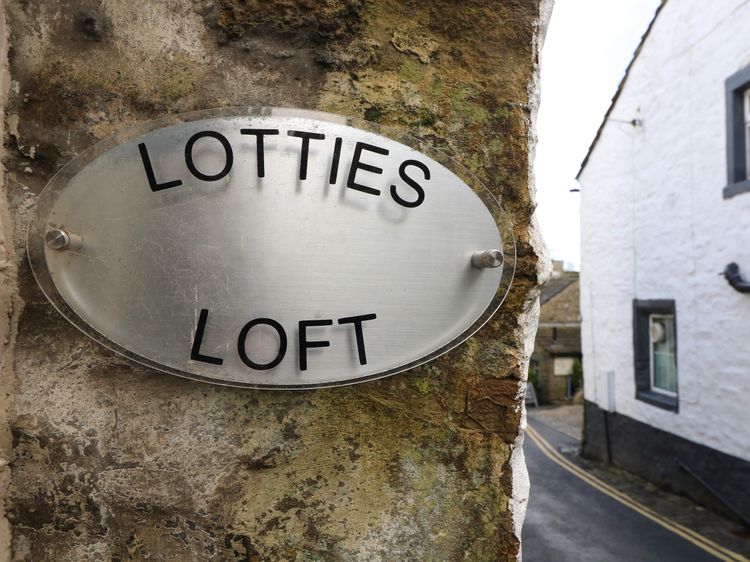 Lottie's Loft, listing photograph 3