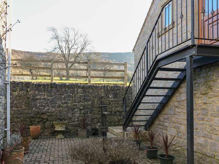 The Loft, listing photograph 2