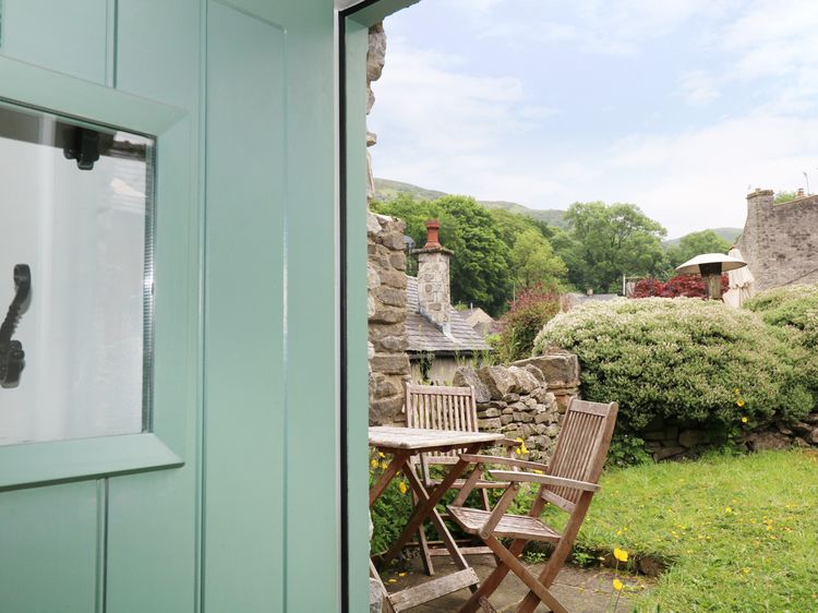 Sunny Bank View, listing photograph 8