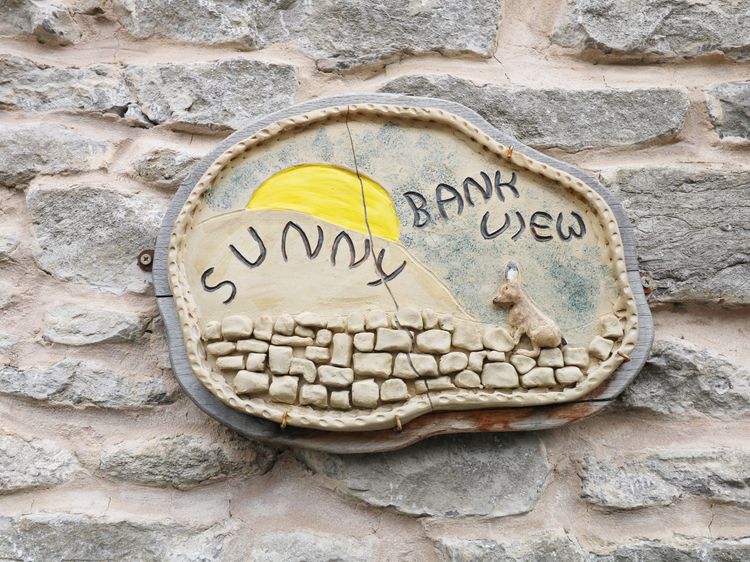 Sunny Bank View, listing photograph 2