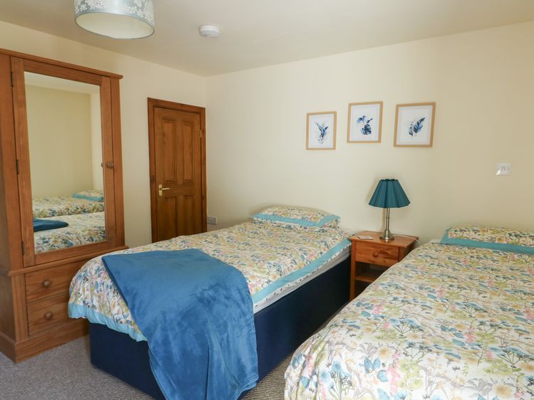 Bluebell Cottage, listing photograph 8