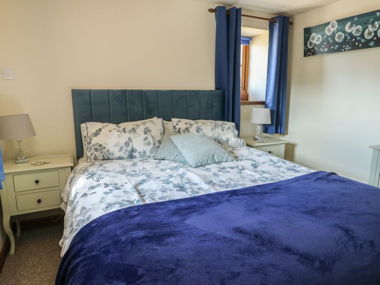 Bluebell Cottage, listing photograph 11